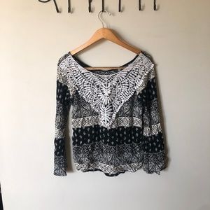 Tribal pattern long sleeve top, lace detailed back